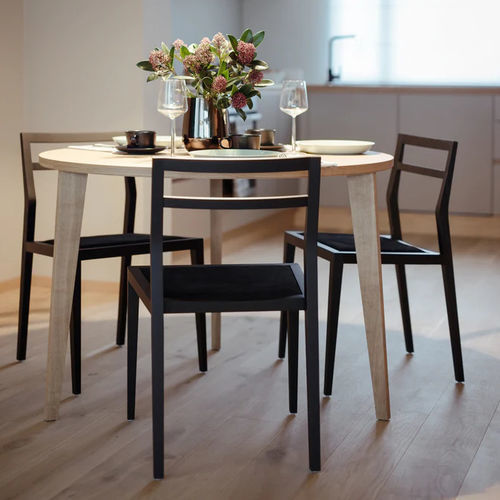 Moderner Esstisch - M8002 - MINT Furniture - Eiche / Esche / amerikanischer Nussbaum