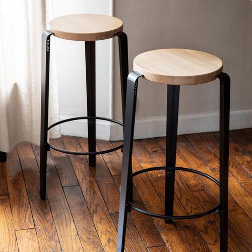 Moderner Barhocker - BIG LOU - TIPTOE - Eiche / Buche / Gestell aus pulverbeschichtetem Stahl