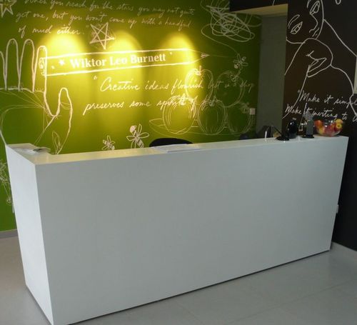 Corian®-Empfangstheke - WHITECONE - AMOS DESIGN