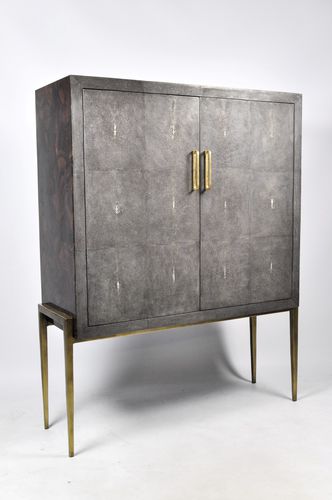 Hohes Sideboard - CB METEOR - GINGER BROWN - modern / Eisen / Haifischleder