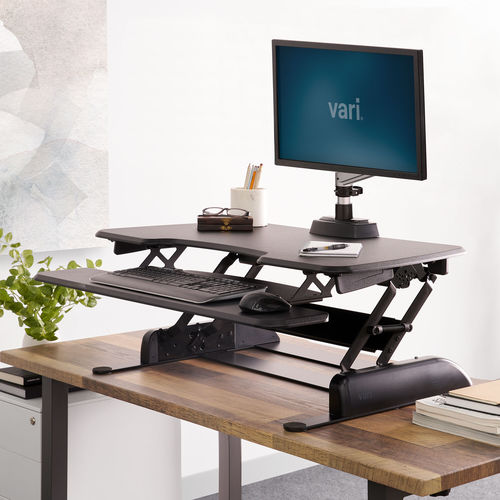 Moderner Computertisch. - VARIDESK® ESSENTIEL 36 - VARIDESK - für Gewerbegebrauch