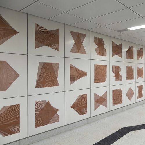 Keramik-Wandverkleidung - STATION WEHRHAHNLINIE DUESSELDORF, GERMANY - m&r Manufaktur GmbH - Innenbereich / für Außenbereich / texturiert