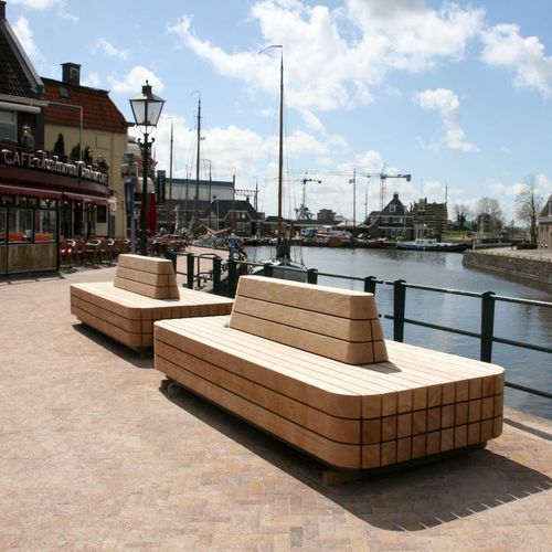 Moderne Bank für den öffentlichen Raum - MODULO GREEN - CROSO FRANCE - Tropenholz / galvanisiertem Stahl / mit Rückenlehne