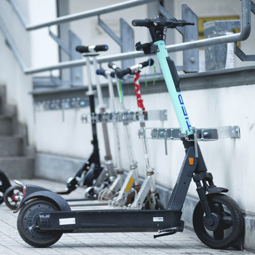 Wandmontiertes Rollerständer - Rollerstop  - CROSO FRANCE - gesichert / für öffentliche Bereiche / galvanisiertem Stahl