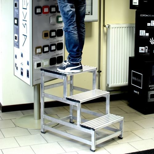 Professionelle Klappleiter / Stahl - 1990-1990S - Frigerio Carpenterie - für Außenbereich / für den Innenbereich