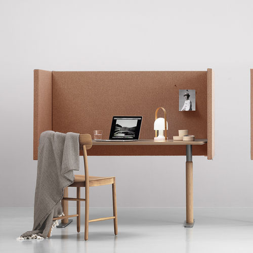 Tisch-Bürotrennwand - DEZIBEL - ZilenZio - Stoff / Holz / Spanplatte