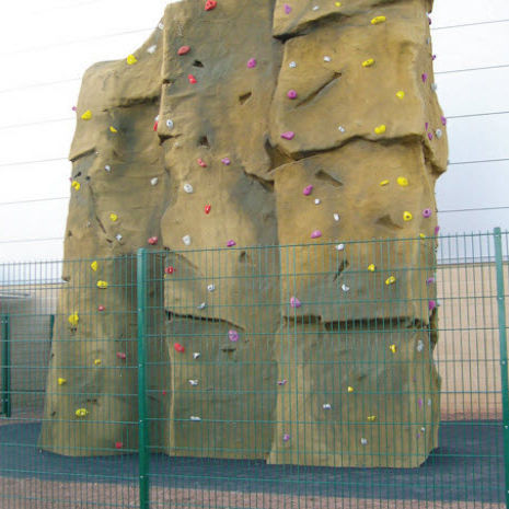 Kletterfelsen für Spielplätze - THE CRAG  - Rockworks Ltd