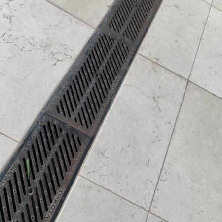Gitter-Abflussrinne - TAURUS 200 - DAKOTA - HDPE / für Flughafen / für öffentliche Bereiche