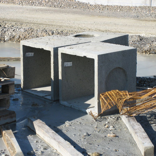 Fertigbeton-Abwasserschacht - Prefabricados Alberdi - einbaubar / für Kabel
