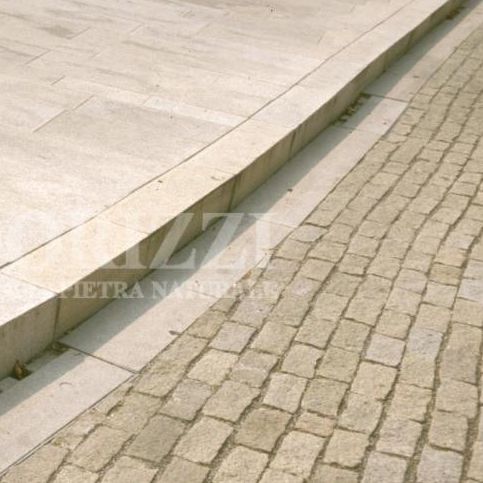 Bordstein-Randstein - GEA'S  - ODORIZZI soluzioni in pietra - Rinnstein / Granit / linear