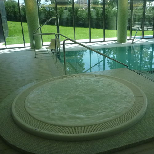 Einbau-Whirlpool - CLUB 250 - AWD - rund / 7 Plätze / Acryl