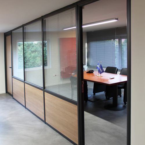 Abnehmbare Trennwand - 3000 - Europa Profil Aluminium SA - Aluminium / Holz / Büro