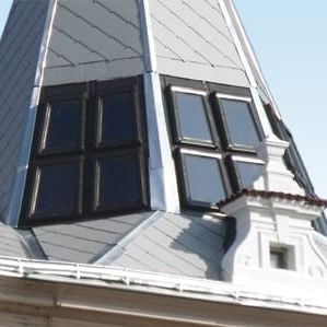 Holz-Dachfenster - NON-STANDARD - okpol - Projektion / mit zentraler Drehachse / feststehend