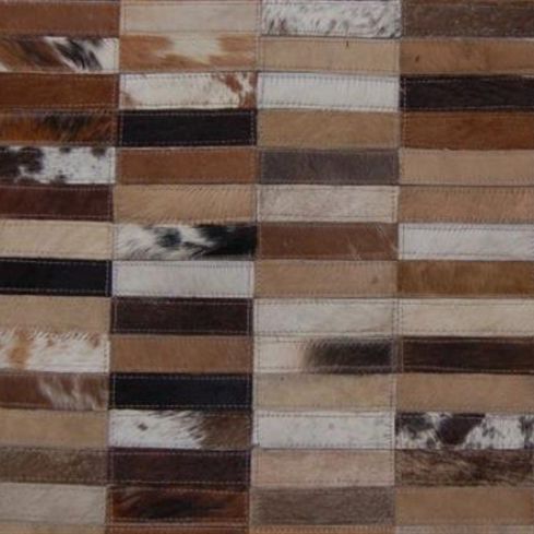 Moderner Teppich - CIGARS - Nash Andrea - geometrisches Muster / Kuhfell / handgemacht