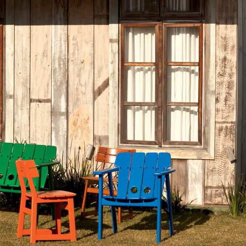 Moderner Sessel - TAJÁ - Butzke - Holz / braun / blau