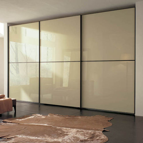 Moderner Kleiderschrank - METAL - Mobilform - Holz / lackiertes Glas / Metall