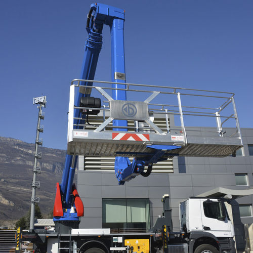 Hubarbeitsbühne für Baustellen - B-LIFT 390 HR  - CTE - für Außenbereich / LKW-montiert