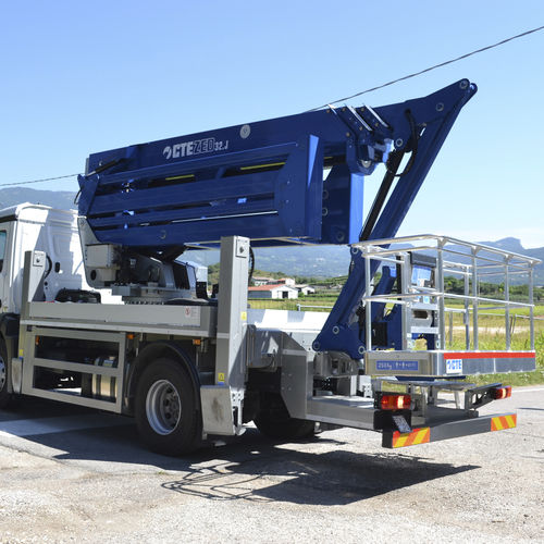 Hubarbeitsbühne für Baustellen - ZED 32 JHV - CTE - für Außenbereich / LKW-montiert