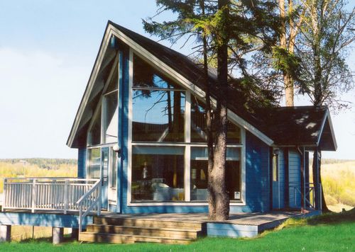Fertigbauhaus - TUNTURI : 110 - Artic House - aus Massivholz-Block / umweltfreundlich / klassisch