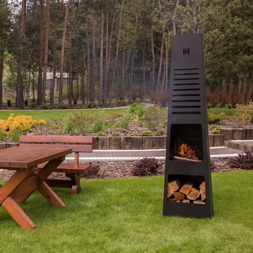 Holzkamin - TORRE - Hitze - freistehend / bodenstehend / Einseitig