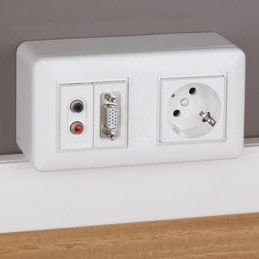 IT-Steckdose - K45 - Simon - Multimedia / 3-fach / wandmontiert