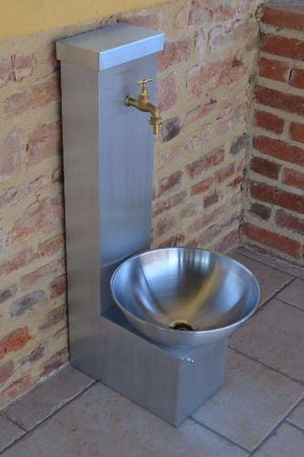 Garten-Springbrunnen - TULIPE - MISTERZINC - Zink / modern
