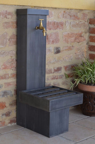 Garten-Springbrunnen - VIOLETTE - MISTERZINC - Zink / modern