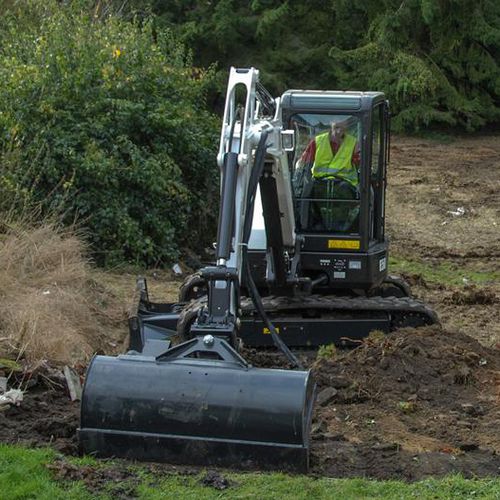Minibagger - E45 - BOBCAT - auf Raupen / kompakt / drehbar