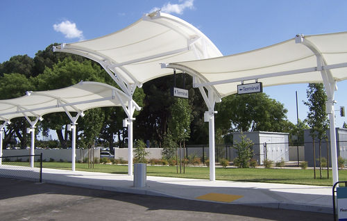 Membrankabel-Flächentragwerk - CANTILEVERED TENSION STRUCTURE - FabriTec Structures - für Fassaden / für Carport / für Abdeckung
