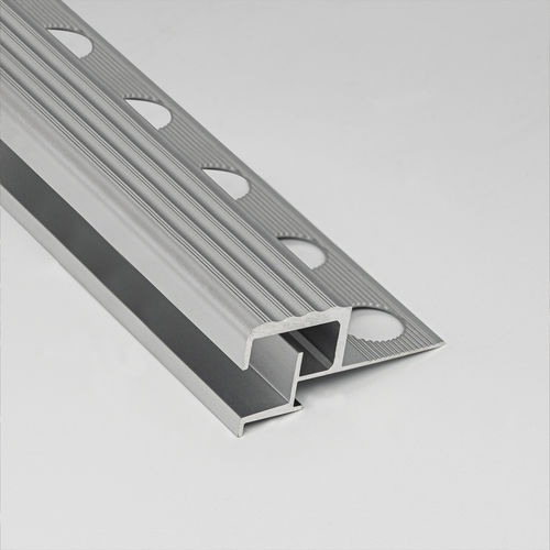 Treppenkante / anodisiertes Aluminium - 21X25 - ALUMACER® - mit LED-Beleuchtung