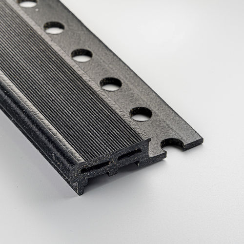 PVC-Treppenkante - 0PELR series | 12.5X45 - ALUMACER® - rutschfest