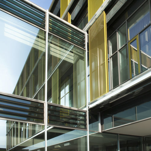 Lamellen-Sonnenschutzlamelle - S9-IVT-05 GANZGLAS - Hahn Lamellenfenster GmbH - Glas / für Fenster / vertikal