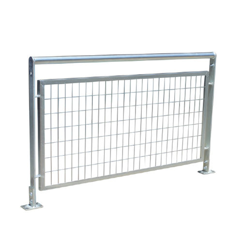 Geländer / galvanisiertem Stahl - HERA - Ado urban - Maschendraht / für Außenbereich / für öffentliche Bereiche