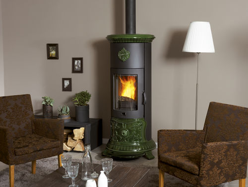 Holz-Kaminofen - NEO - GODIN export - 7,5 kW / traditionell / Stahl