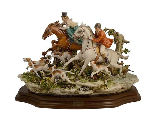 Porzellan-Skulptur - The chase - Porcellane Principe snc