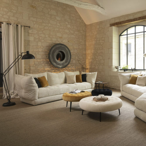 Modernes Sofa - SAWA - RALPH M. - Stoff / mit Armlehnen / individuell gestaltbar