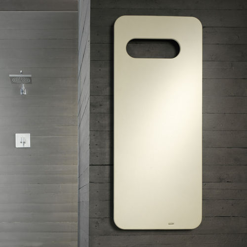 Heißwasser-Heizkörper - BADGE - CORDIVARI DESIGN - 751 w...1000 w / 501 w...750 w / 0...500 w