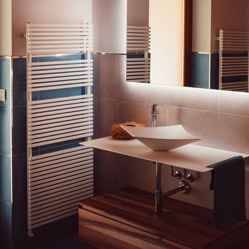 Heißwasser-Badheizkörper - TRENDY - GRAZIANO RADIATORS - elektrisch / 0...500 w / 501 w...750 w
