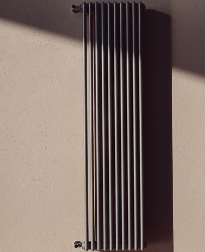 Heißwasser-Heizkörper - TUBOLAR - GRAZIANO RADIATORS - 751 w...1000 w / 1001 w...1500 w / 501 w...750 w