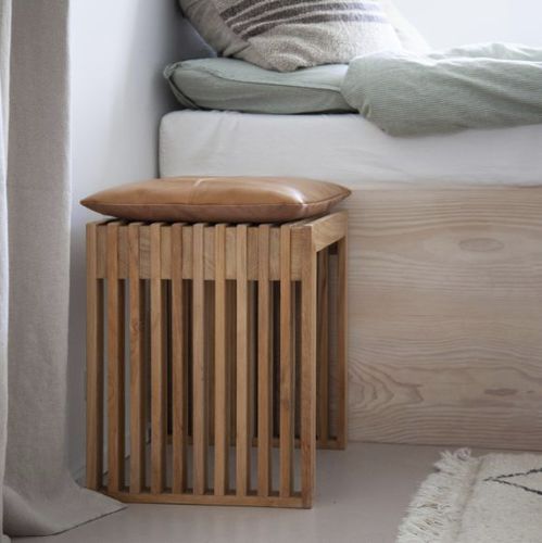 Moderner Hocker - Rib  - CINAS A/S - Teakholz / Bambus / mit abnehmbarem Kissen