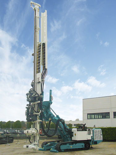 Dieselbetriebenes Bohrgerät - C7 XP - CASAGRANDE - Foundation Division - drehbar / für Baustellen / auf Raupen