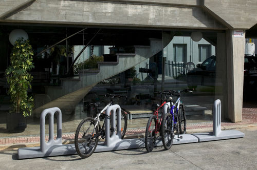 Bodenstehender Fahrradständer - CYCLO - Mago Urban - für öffentliche Bereiche / Beton / für professionellen Einsatz
