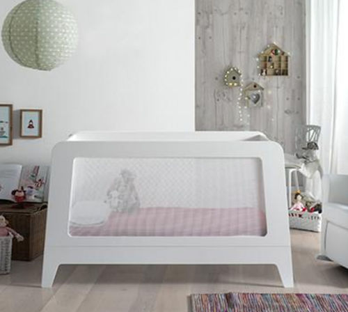 Modernes Babybett - JUVI  - Bresole - Stoff / Holz