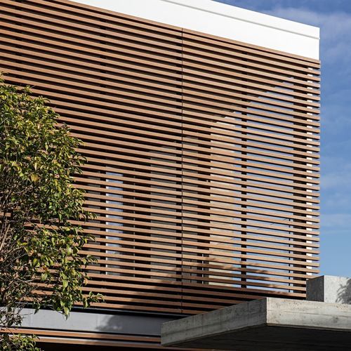 Verbundholz-Sonnenschutzlamelle - ULTRASHIELD STILO - Déco - für Fassaden / vertikal / horizontal
