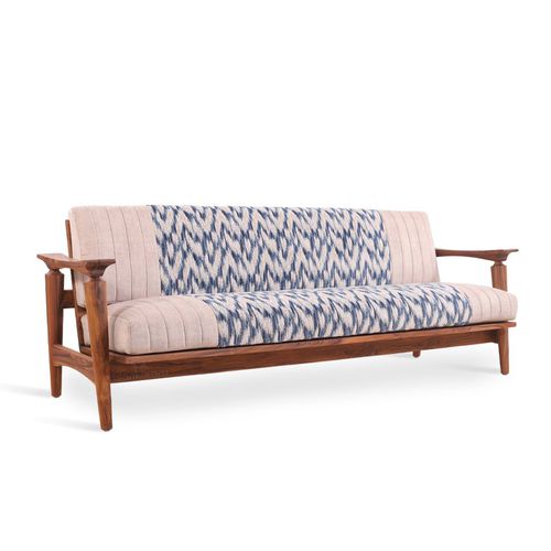 Modernes Sofa - NISADYA - ALANKARAM - Stoff / mit Armlehnen / Gestell aus Teakholz