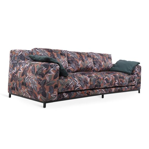 Modernes Sofa - PAU - ALANKARAM - Stoff / mit Armlehnen / mit Kissen