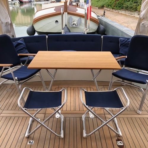 Moderner Hocker - M700 series - Forma Marine - Polyester / Gestell aus anodisiertem Aluminium / mit Kufengestell