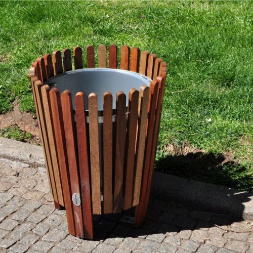 Park-Abfallbehälter - JARDIM - Bragmaia - Holz / klassisch / für Gewerbegebrauch