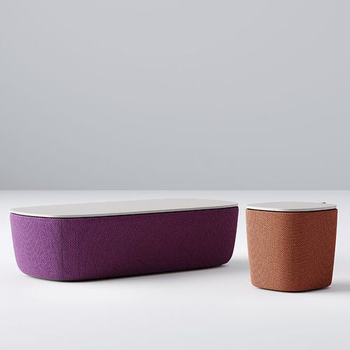 Moderner Couchtisch - CESTO - STUDIO TK - Holzfurnier / Laminat / Stoff