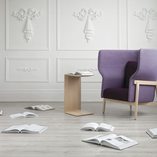 Moderner Beistelltisch - BOROUGH - STUDIO TK - Holzfurnier / Laminat / Gestell aus Holz